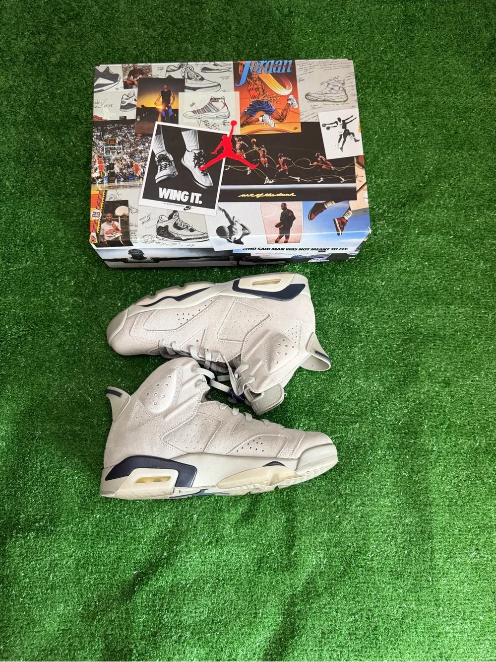 Jordan Retro High-Top Sneakers in Light Grey with Navy Accents